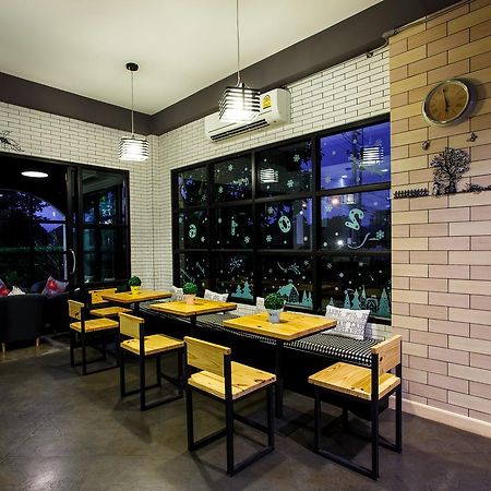 Sata House Boutique Resort Nakhonratchasima Buitenkant foto