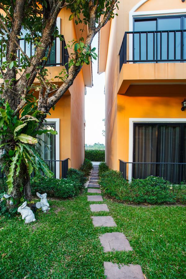 Sata House Boutique Resort Nakhonratchasima Buitenkant foto