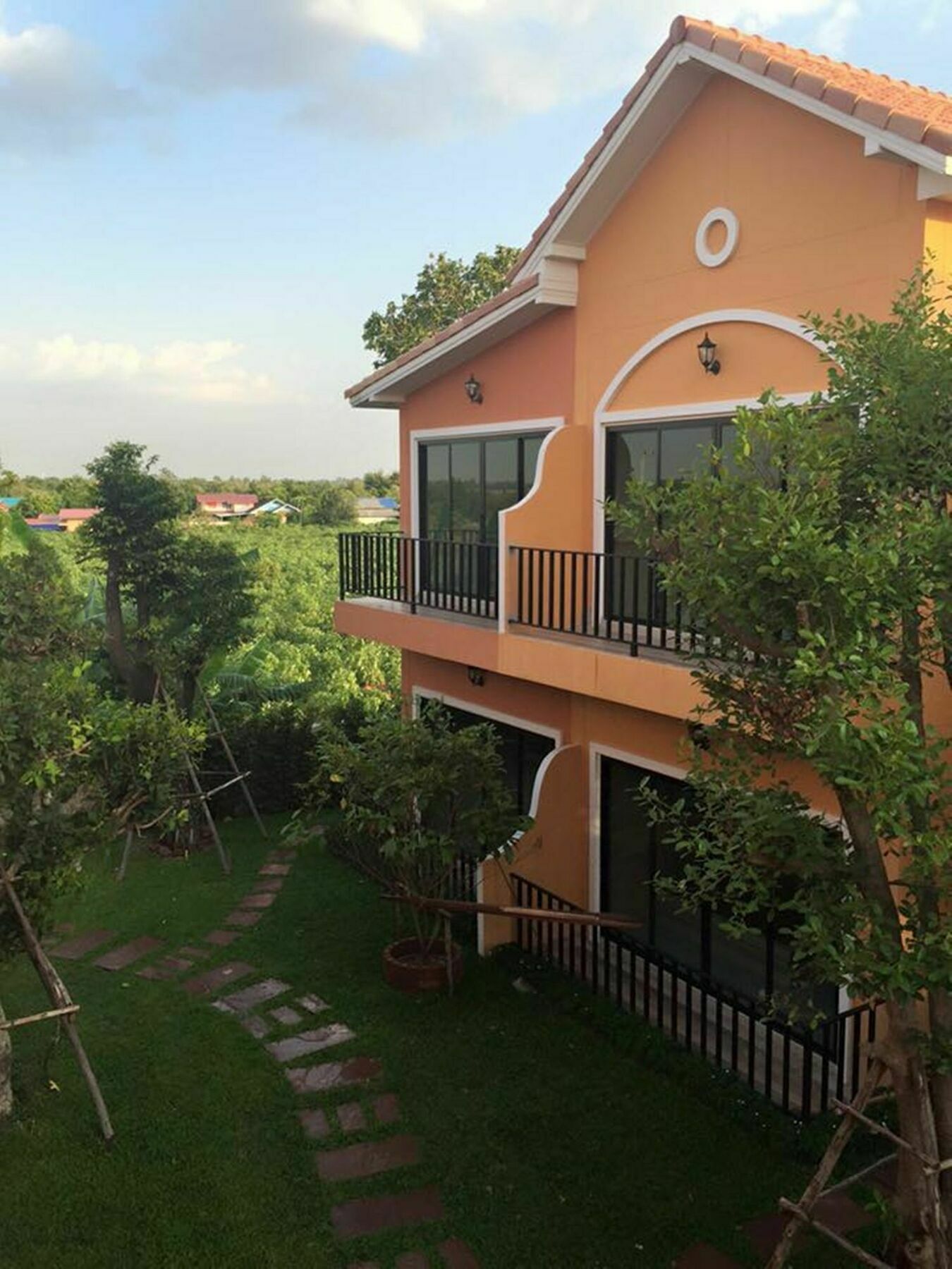 Sata House Boutique Resort Nakhonratchasima Buitenkant foto